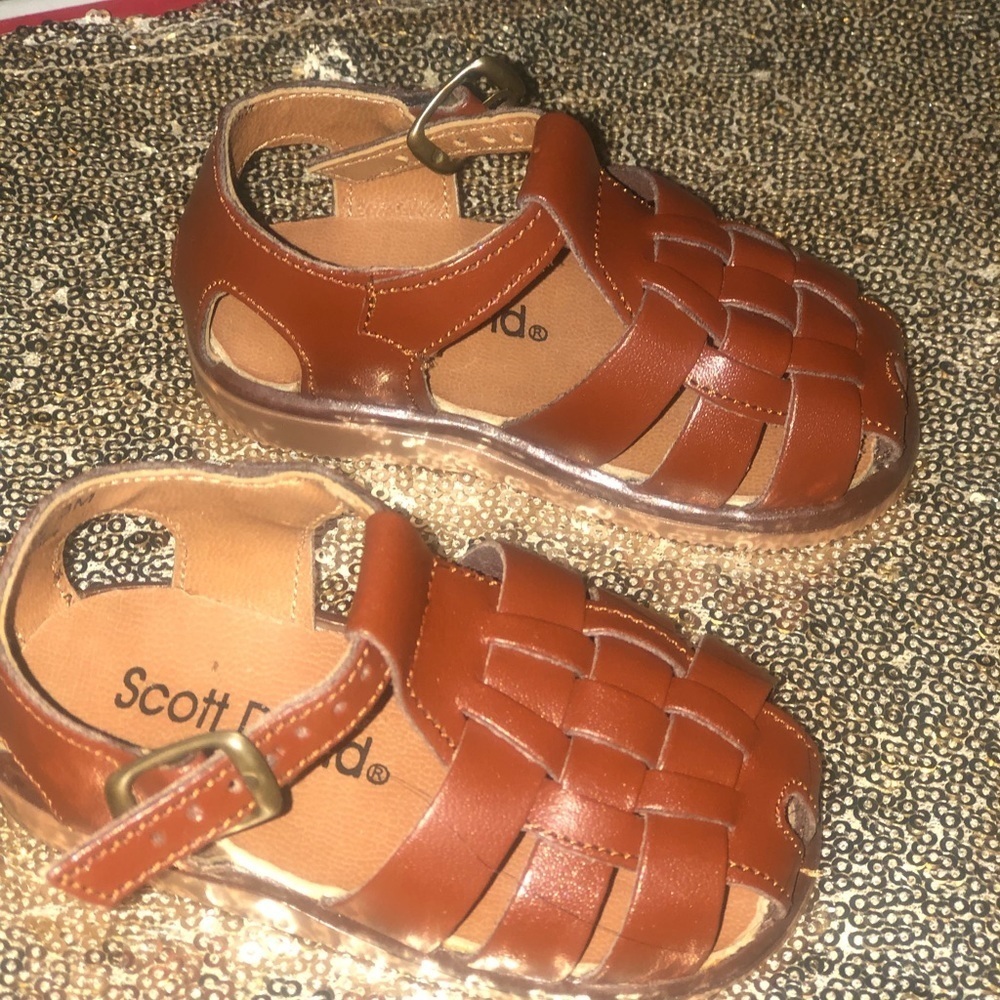 Baby boy leather sandals ✨🐝